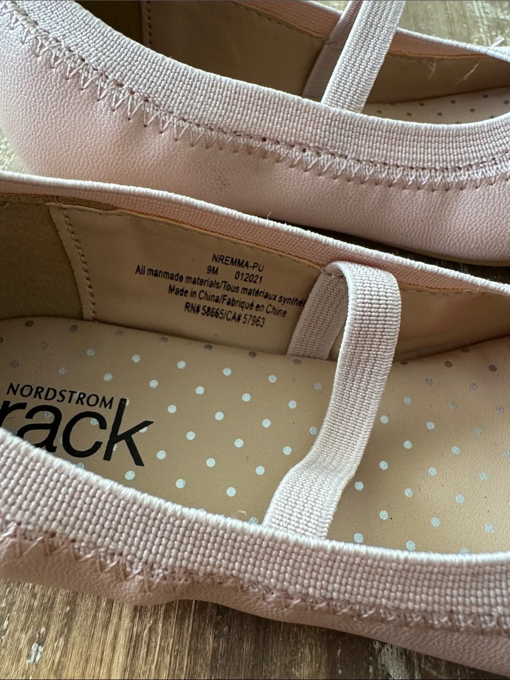 Nordstrom Rack Girls Light Pink Bow Ballet Flats Size 9M